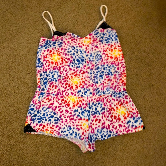 PINK Victoria's Secret Other - Victoria’s Secret PINK cheetah sleep romper